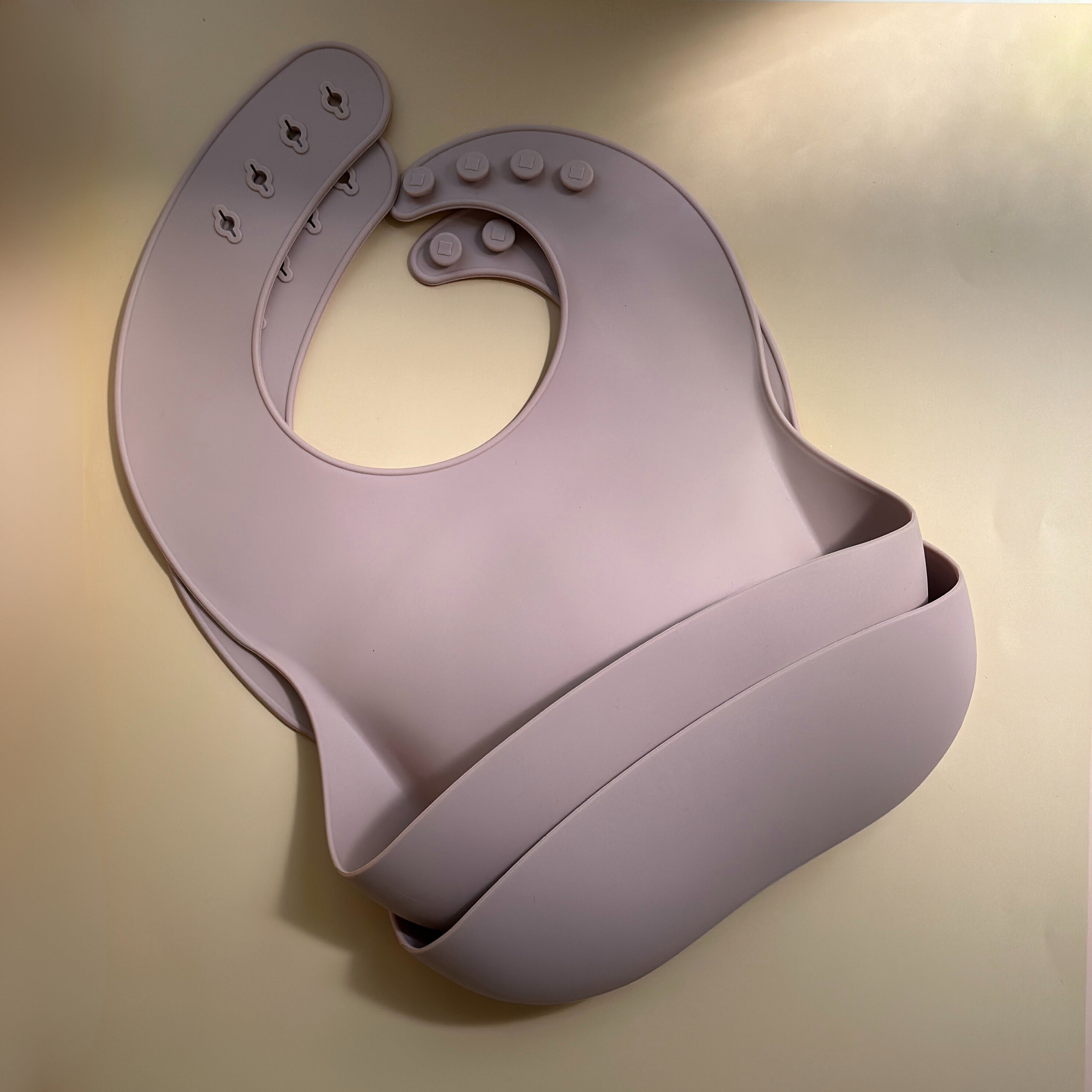 blush silicone bib